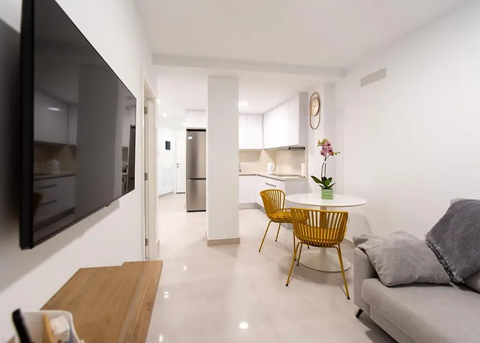 Canteras At Marina 19 *